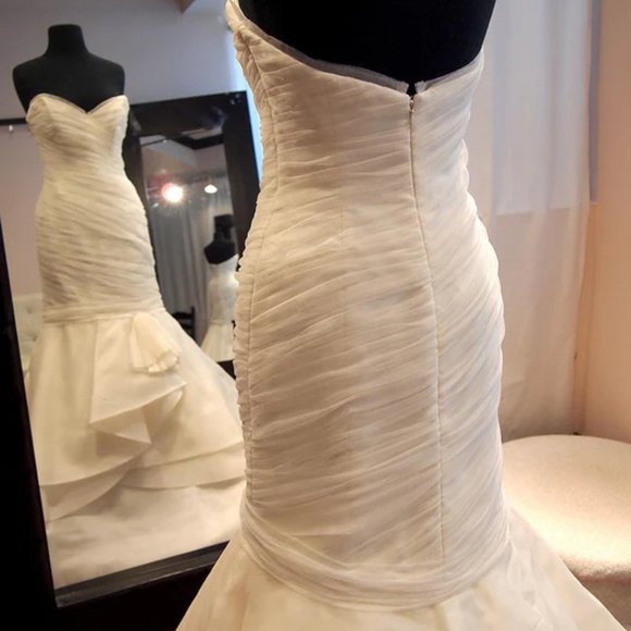 Stunning Rivini by Rita Vineris Strapless Wedding Gown!! - Picture 1 of 8